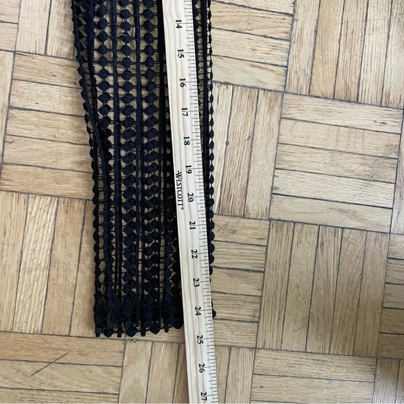 PrettyLittleThing Night Classy Dress - Picture 7 of 13